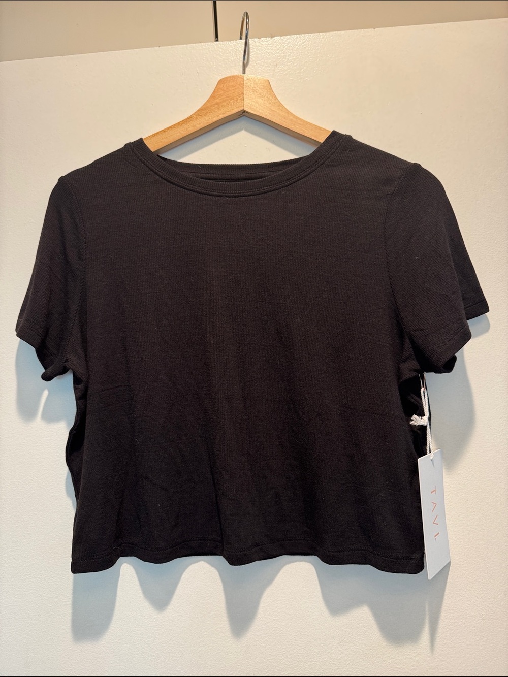 Tavi Ribbed Black Short-Sleeve Crop Tee